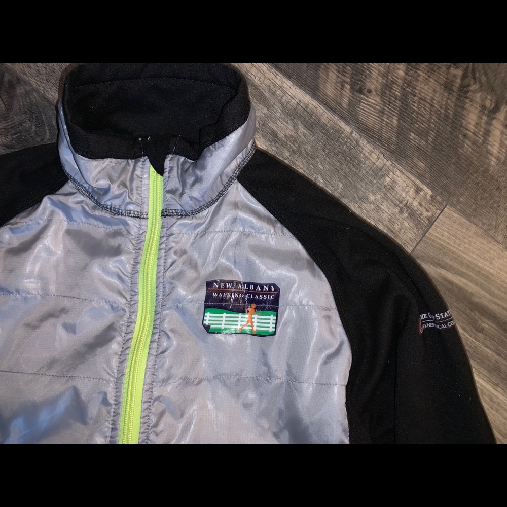 Reflective Walking/Workout Jacket - Picture 2 of 5